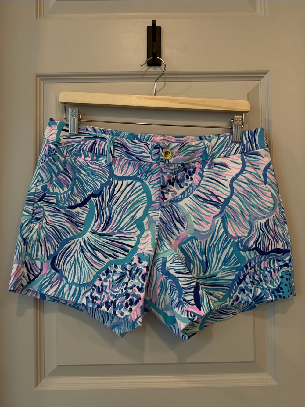 Lilly Pulitzer Kellar Stretch Shorts Bermuda Blue Fishful Thinking